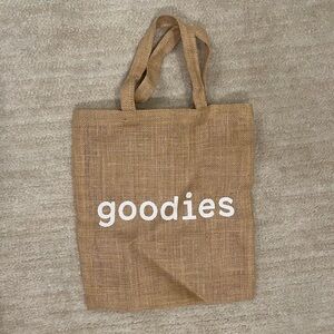 GoodiesLA wicker tote bag